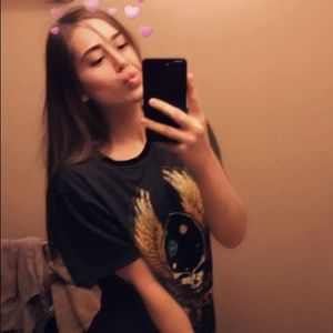 Meet your Posher, Abbie